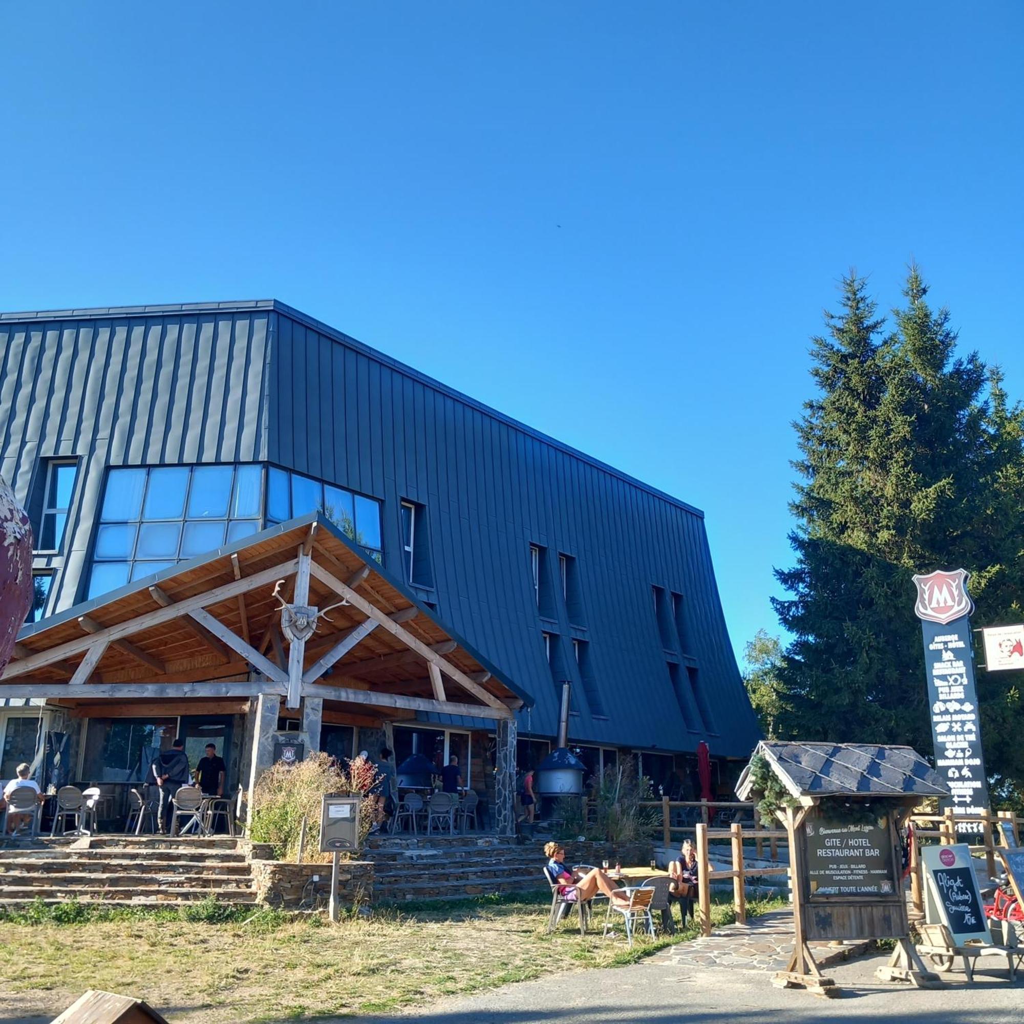 Montlo Relais Des Cerfs Hotel Cubieres ภายนอก รูปภาพ
